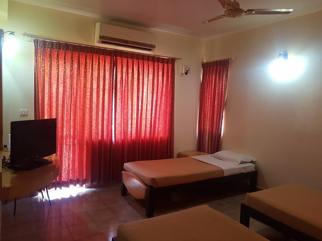 Tom'S Hotel Bangalore Eksteriør bilde