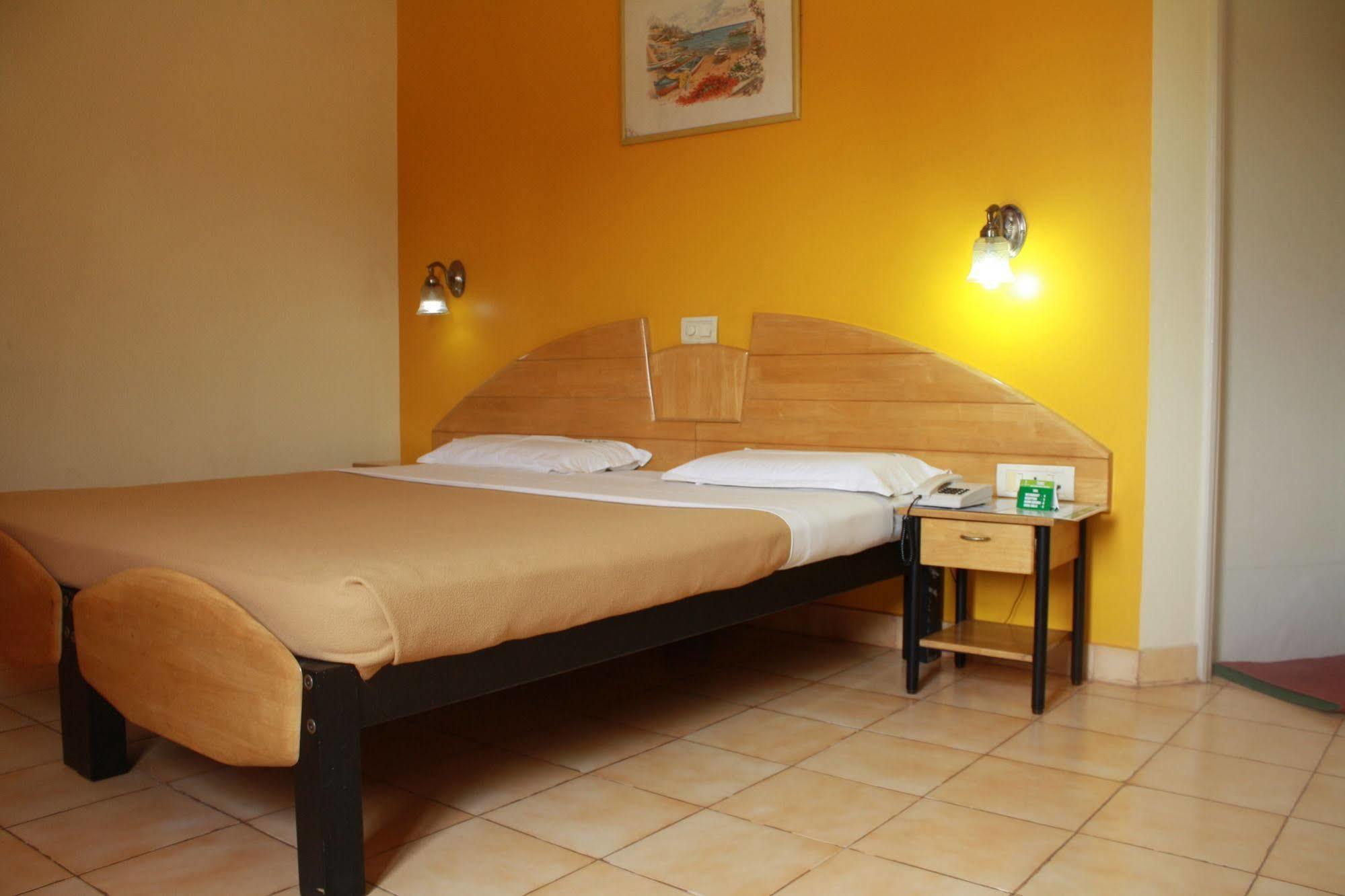 Tom'S Hotel Bangalore Eksteriør bilde